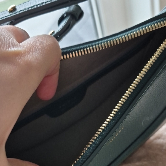 Green Leather Crossbody Bag - Picture 5 of 6